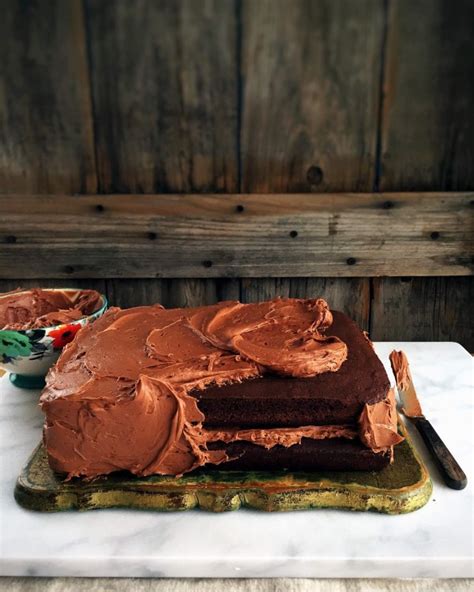 feed-a-crowd-perfect-chocolate-cake-simple-bites image