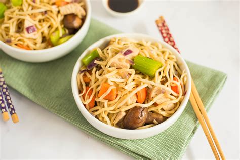 turkey-chow-mein-recipe-with-fresh-vegetables-the image