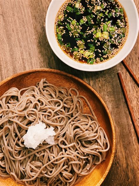 cold-soba-noodles-dipping-sauce-5-minutes-tiffy image