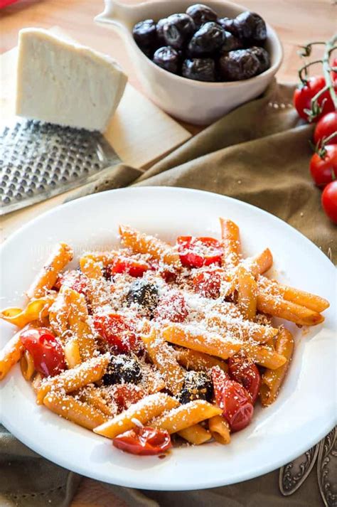 penne-pasta-with-roasted-cherry-tomatoes-black image
