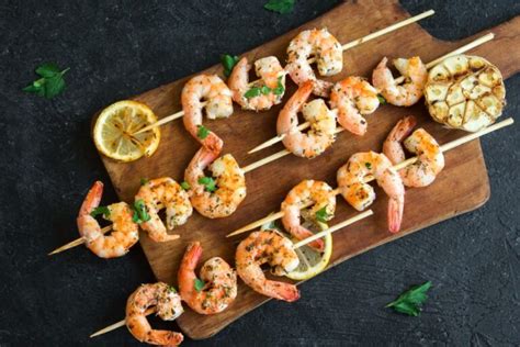 30-mouth-watering-keto-shrimp-recipes-to-try-green image