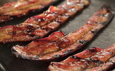 maple-candied-bacon-recipe-barbecuebiblecom image