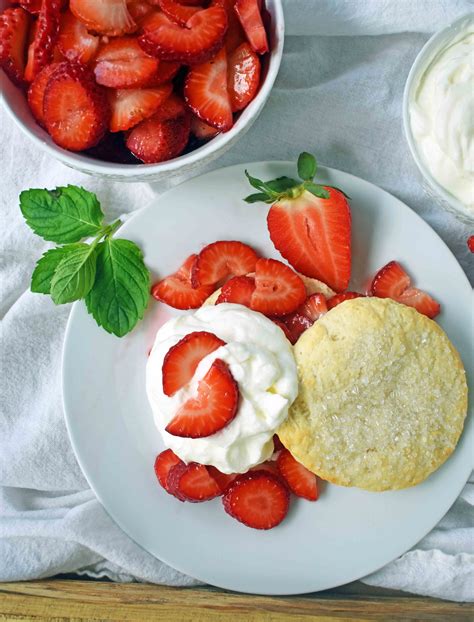 strawberry-shortcake-modern-honey image