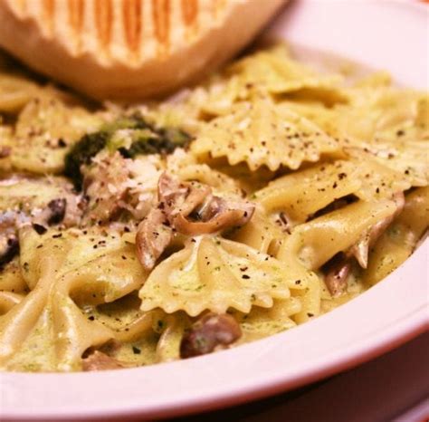 farfalle-with-savoy-cabbage-pancetta-thyme-and image