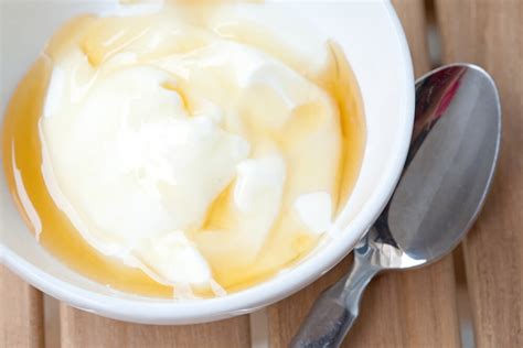 benefits-of-combining-honey-and-yogurt-things-you image