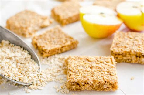 healthy-apple-pie-oat-bars-low-sugar-snack-for-kids image