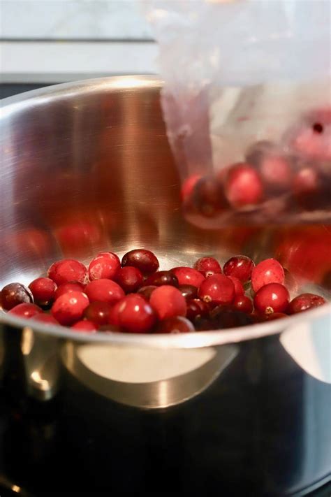 cranberry-sauce-with-fruit-and-nuts image