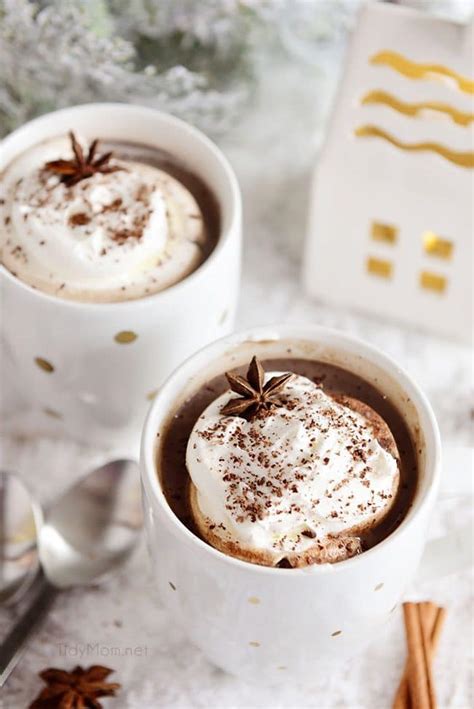 butterscotch-schnapps-spiked-hot-chocolate-tidymom image