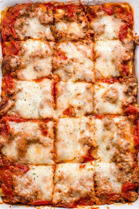 easiest-lasagna-recipe-how-to-make-easy-lasagna image