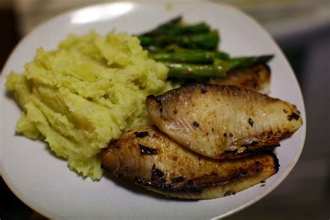 broiled-tilapia-how-to-cook-meat image