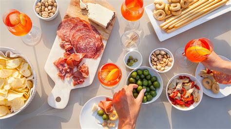 how-to-do-italian-aperitivo-at-home-punch image