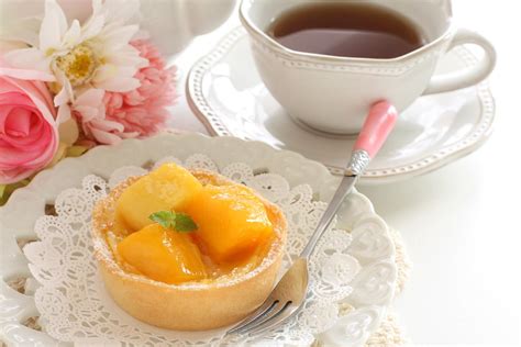 mango-mini-tart-with-custard-recipe-by-archanas image