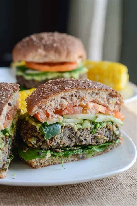 mushroom-spinach-chickpea-burgers-the-crumby image