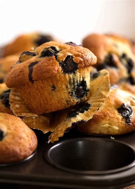blueberry-muffins-ultra-moist-recipetin-eats image