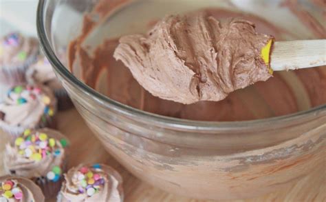 whipped-chocolate-buttercream-frosting-the-best image