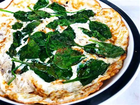 easy-thai-egg-white-and-spinach-omelette image