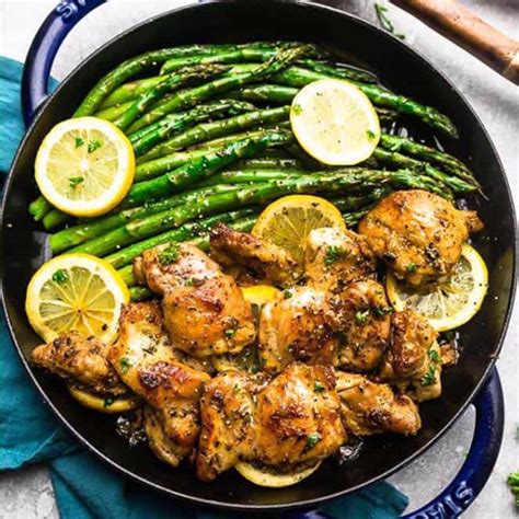 herbed-lemon-chicken-lean-and-green image