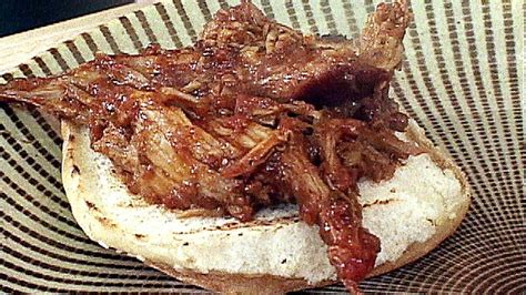 southwestern-pulled-brisket-sandwiches-recipe-food image