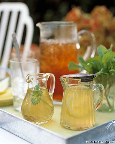16-refreshing-iced-tea-recipes-perfect-for-summer image