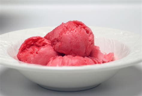 how-to-make-big-red-ice-cream-101-highland-lakes image