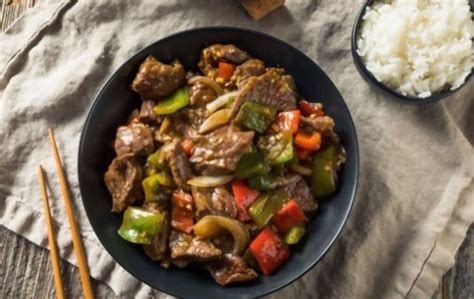 what-to-serve-with-pepper-steak-8-best-side-dishes image