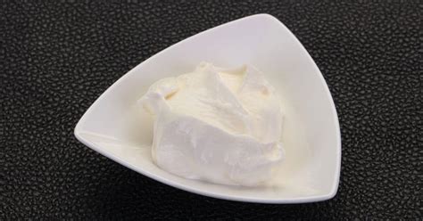 top-5-creamy-substitutes-for-creme-fraiche-in image