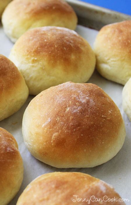 easy-dinner-rolls-best-bread-rolls-recipe-jenny-can image