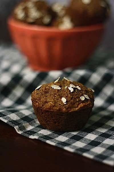 oat-bran-applesauce-muffins-from-power-foods image