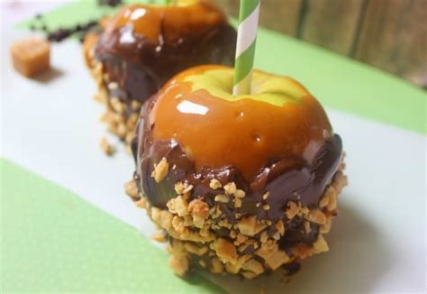 yes-please-snickers-inspired-caramel-apple image