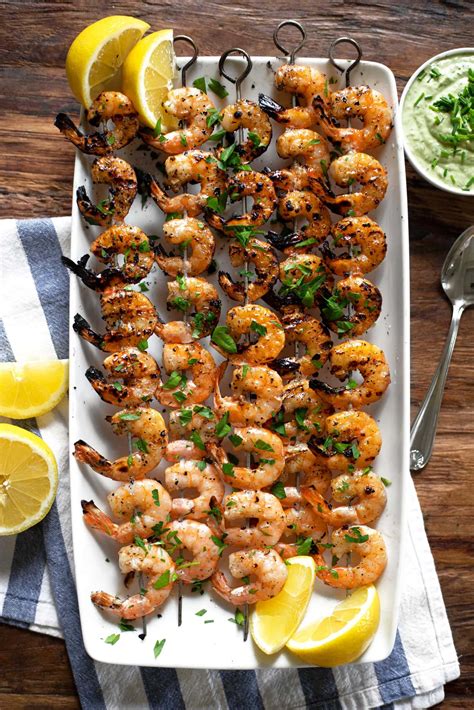 easy-grilled-shrimp-with-creamy-garlic-herb-dip-kits image