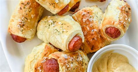 10-best-pigs-in-a-blanket-with-puff-pastry image
