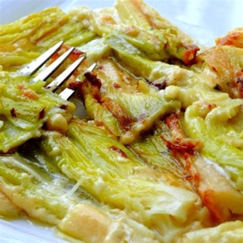 creamy-baked-leeks-with-garlic-thyme-parmigiano image