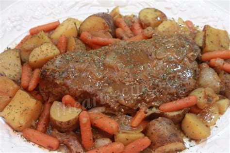 simple-pot-roast-with-vegetables-i-heart image