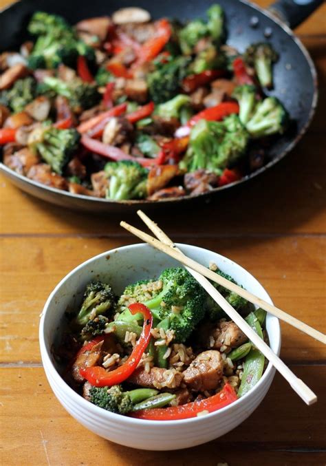 sesame-chicken-stir-fry-with-coconut-ginger-brown image