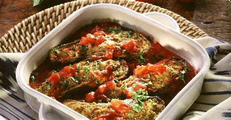 baked-eggplant-with-ground-beef-and-tomato-sauce image