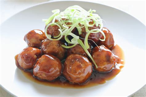 japanese-pork-meatballs-niku-dango-asian image