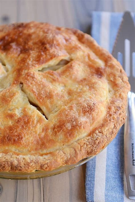 best-apple-pie-recipe-blue-ribbon-apple-pie-mels image