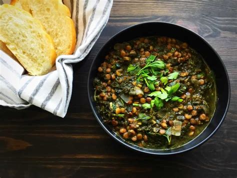 mediterranean-spicy-spinach-lentil-soup-recipe-review image