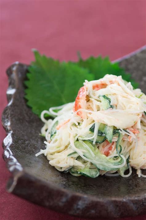 japanese-kani-salad-recipe-easy-crab-stick-salad image