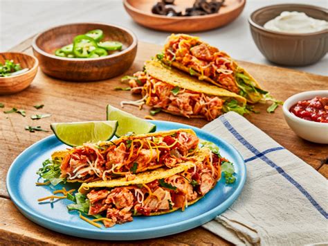 slow-cooked-chicken-tacos-pace-foods image