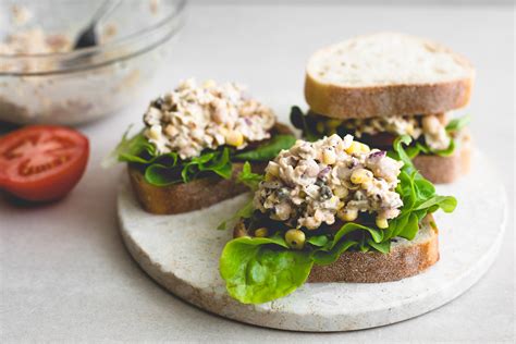 vegan-tuna-salad-sandwiches-vegan-easy image