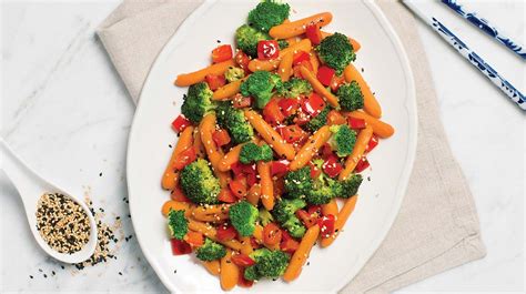 ginger-carrots-broccoli-with-sesame-seeds-iga image