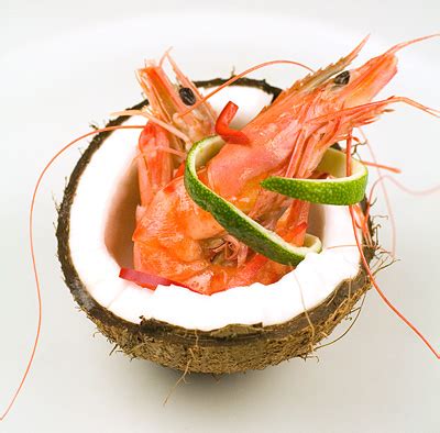 prawns-shrimp-in-spicy-coconut-sauce-greedy-gourmet-food image