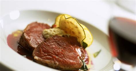 roast-beef-fillet-with-red-wine-sauce-and-horseradish image