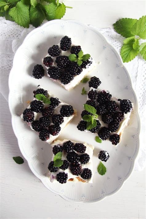 fresh-blackberry-cake-recipe-where-is-my-spoon image
