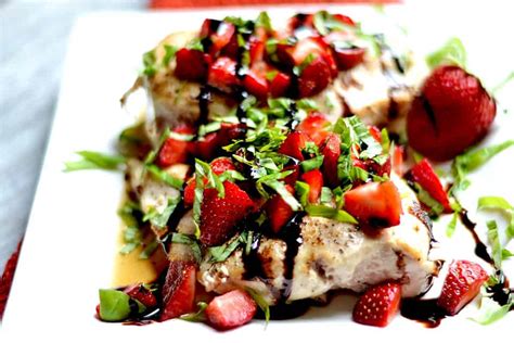 strawberry-basil-chicken-wholesomelicious image