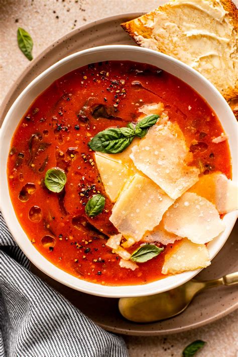 30-minute-tomato-florentine-soup-recipe-zestful image