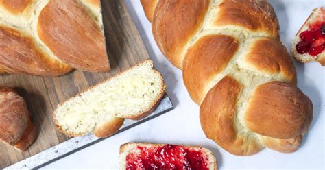 swedish-cardamom-bread-recipe-mama-likes-to-cook image