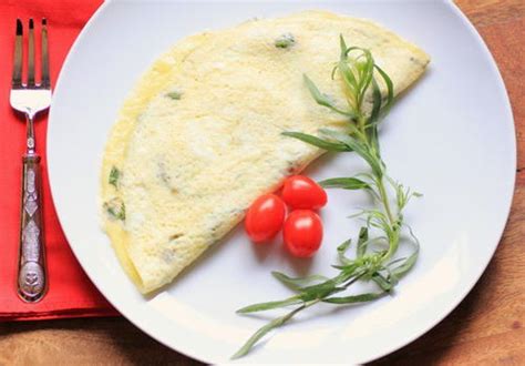 herb-and-brie-omelet-favehealthyrecipescom image