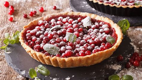 15-thanksgiving-worthy-cranberry-recipes-that-arent image